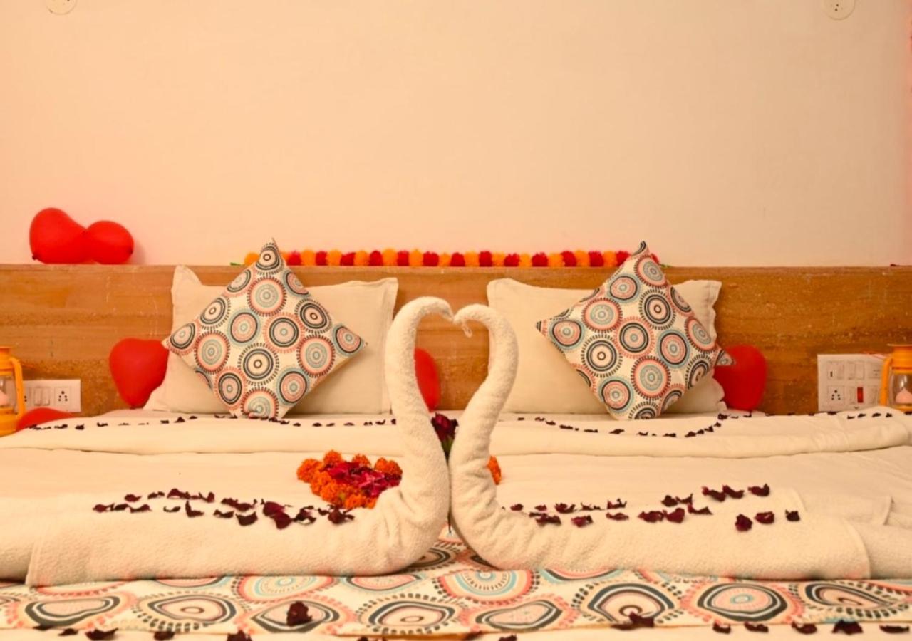 The Saffron Desert Camp Jaisalmer Εξωτερικό φωτογραφία