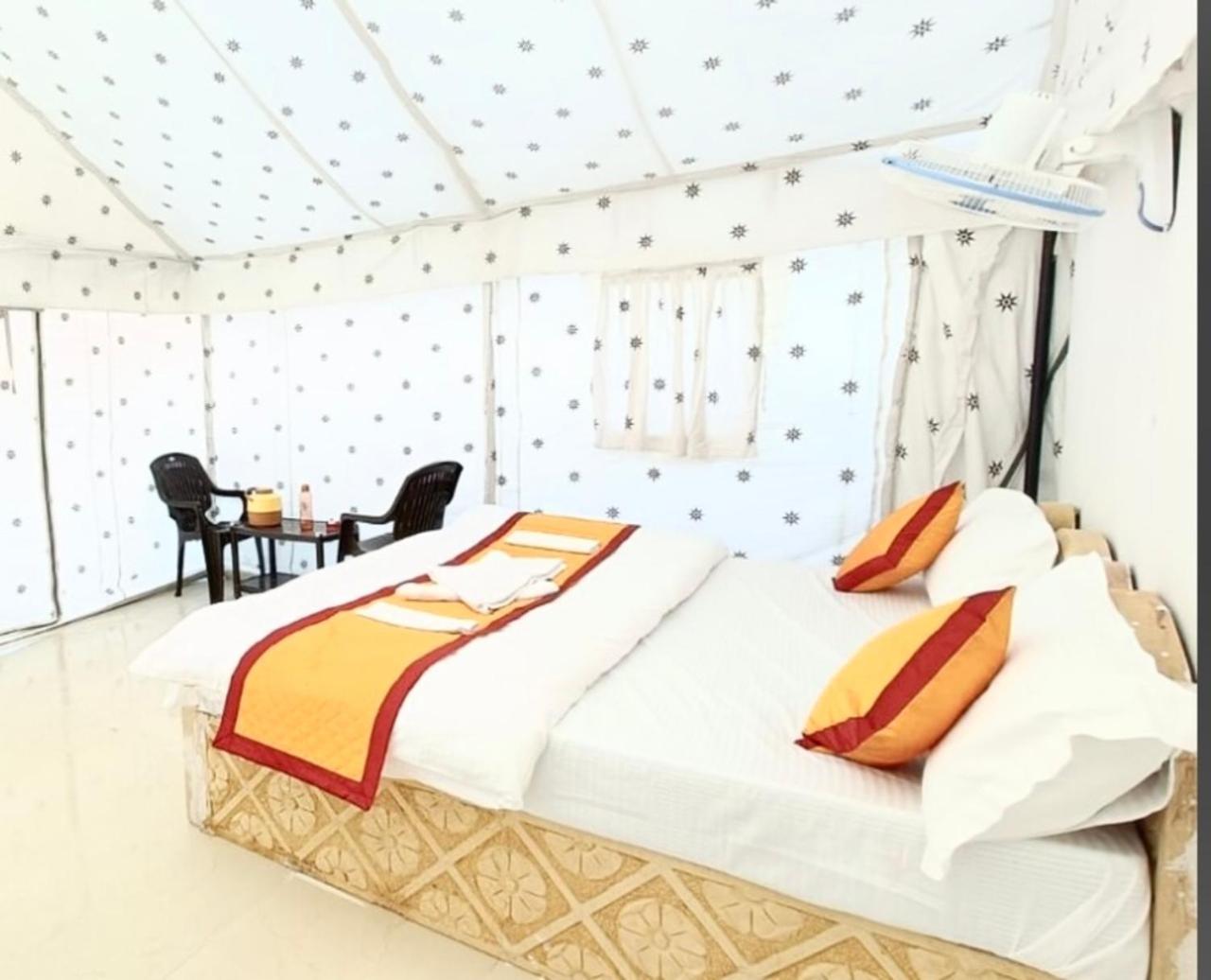 The Saffron Desert Camp Jaisalmer Εξωτερικό φωτογραφία